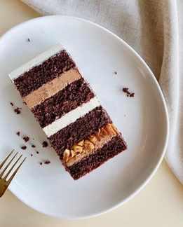 Торт Сникерс (yanni.bakery)